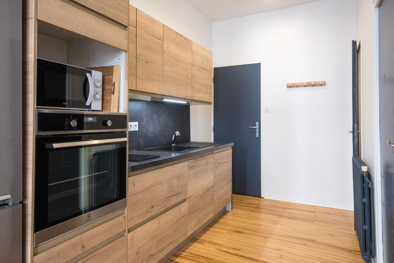 Appartement NOUVEAU ! Studio NEUF, charme de l ancien, balcon, Netflix 4K...  à Bagnères-de-Bigorre Extérieur photo